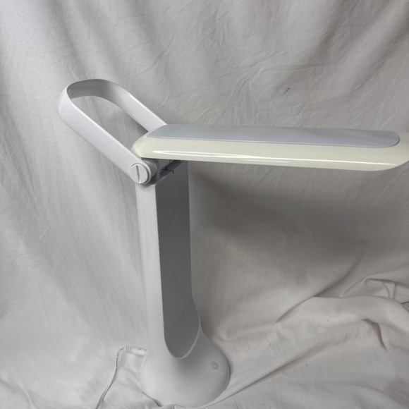 OttLite Other - OttLite Wellness Dimmable Task Craft Draft Desk LED Folding Light White Working